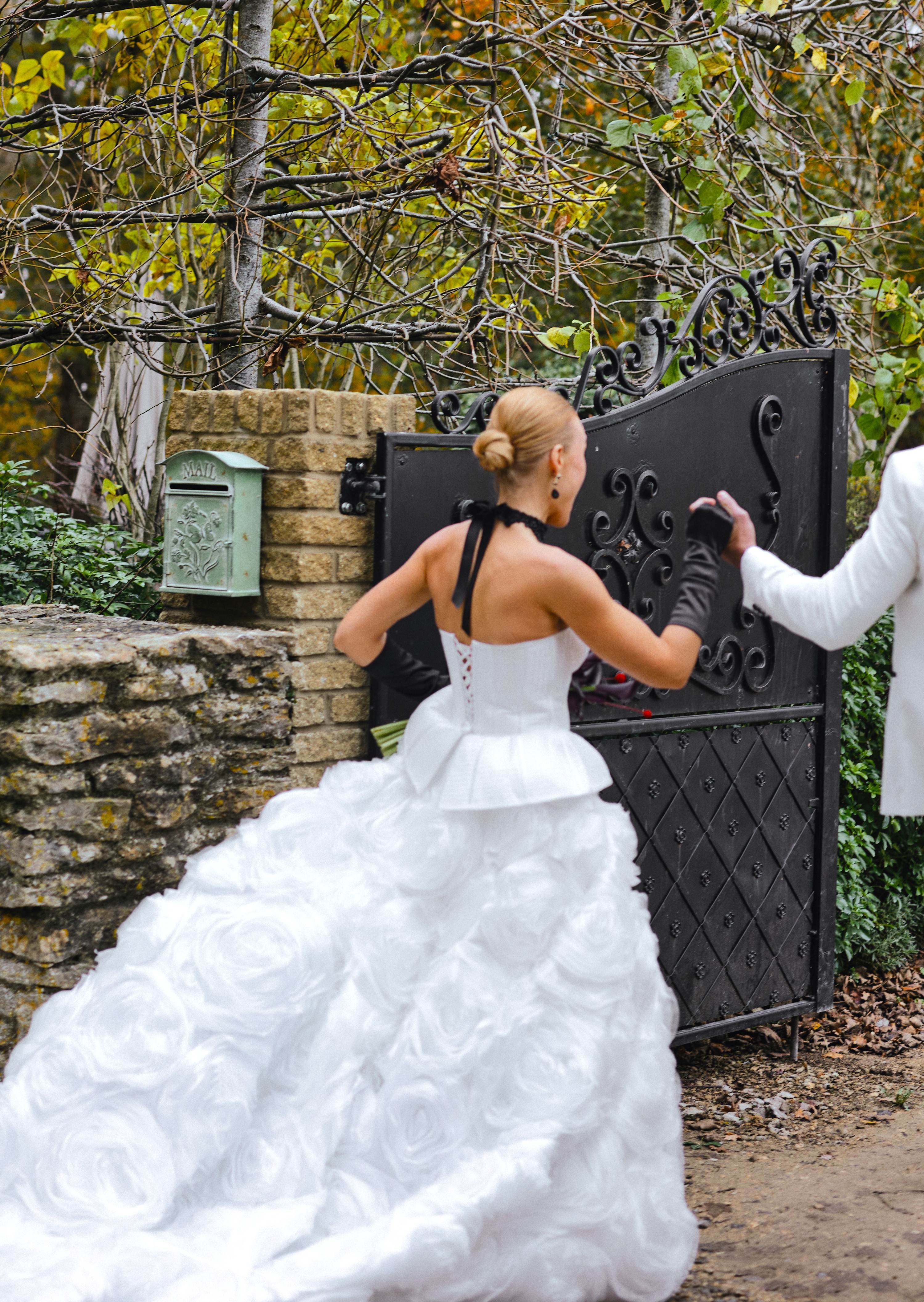 Here comes the Bride